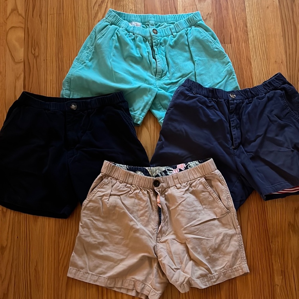 Lot of 4 Men’s Chubbies shirts SZ M